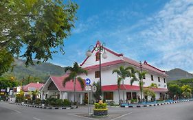 Inna Ombilin Heritage  3*